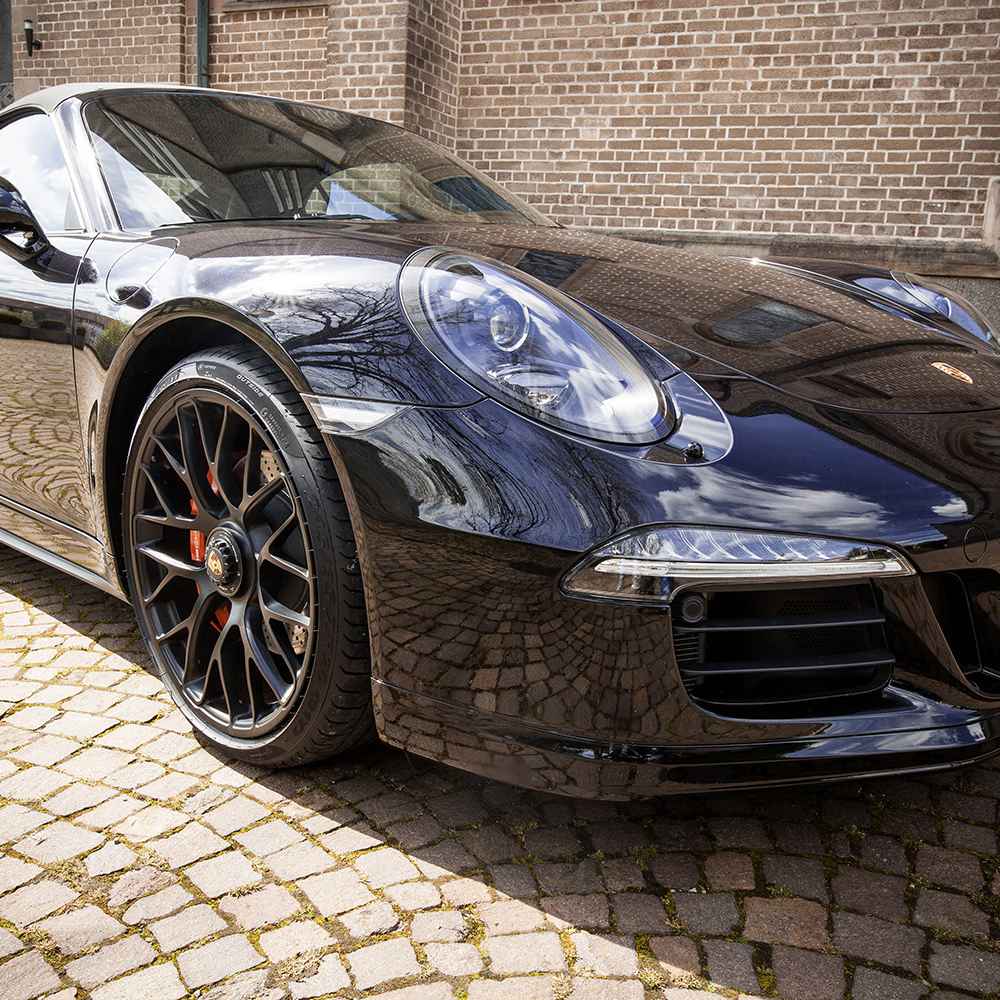 Porsche 911 Front gedippt mit Sprühfolie in Transparent / Steinschlagschutz