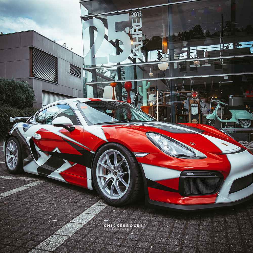 Porsche GT4 Clubsport komplett gedippt mit Sprühfolie