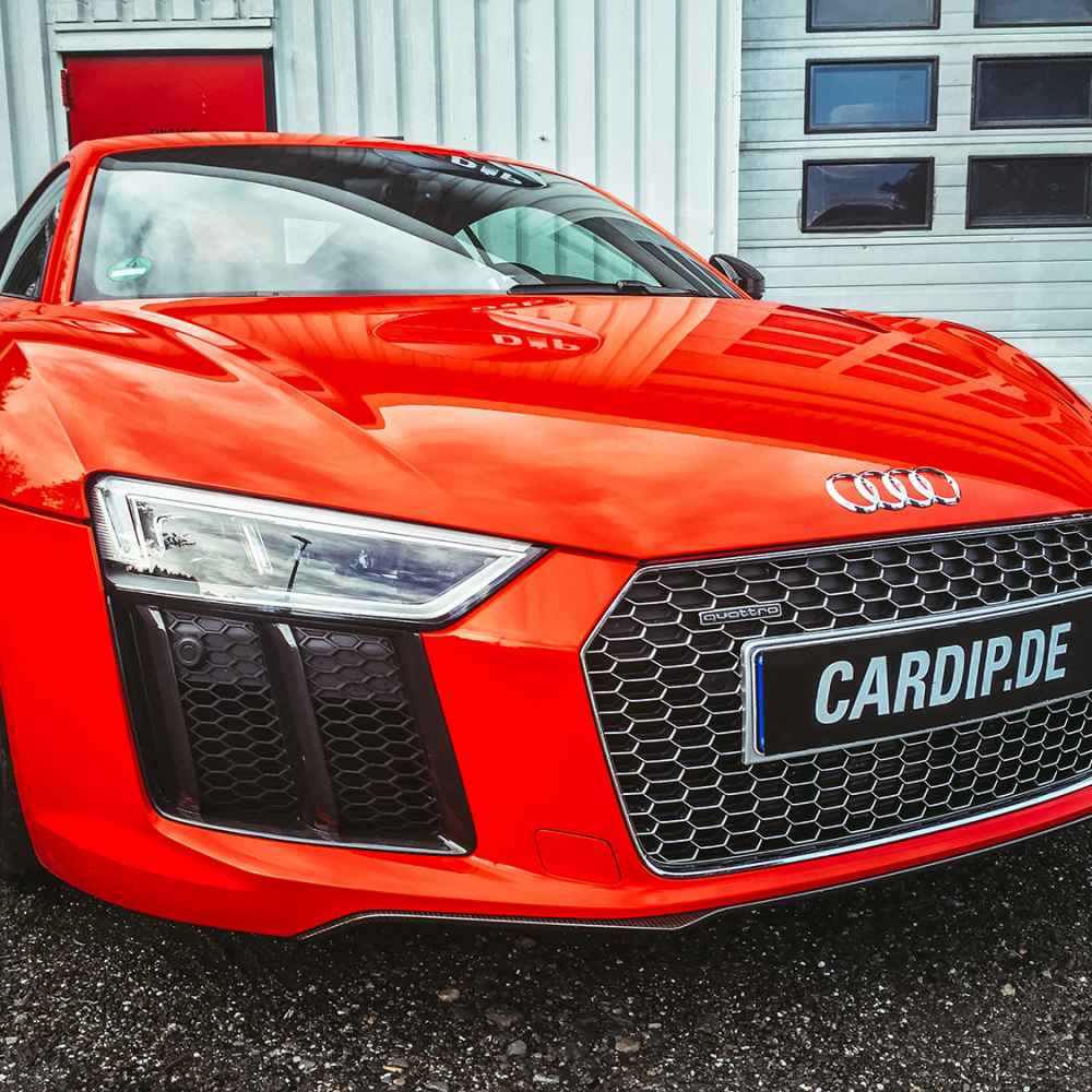 Audi R8 komplett gedippt mit CARDIP® Sprühfolie Transparent / Steinschlagschutz Glanz